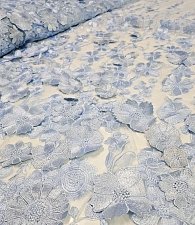 Кружево на сетке 3Д голубое